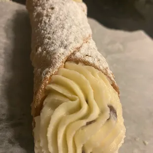 Cannoli Dolce