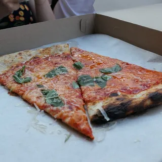 New York Style Margherita Pizza