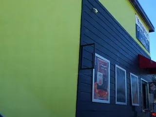 What's Brewing Drive Thru Coffee