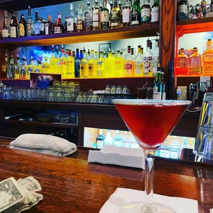 Great neighborhood bar. Nice TVs for sports.