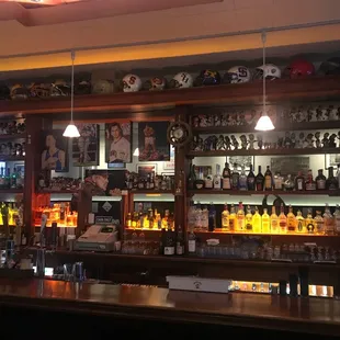 Sweet decor and a great bobble head collection. Go Dubs!