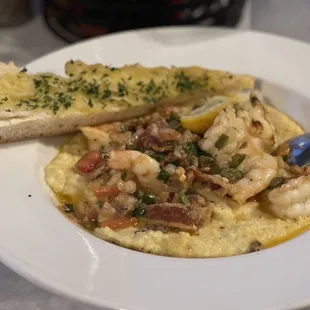 Phil's Marina Cafe