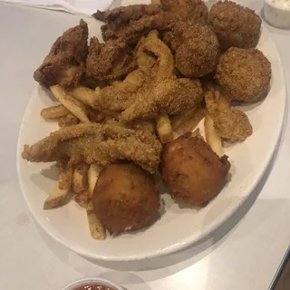 Louisiana Seafood Platter
