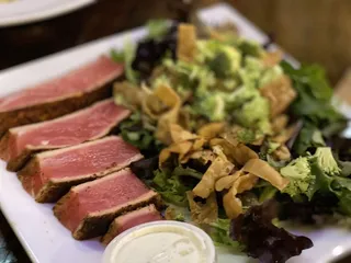 Roux 61 Seafood & Grill