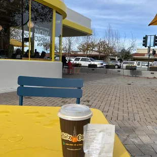 Aromatic Arabic (m. 5.30) chilling outside, watching traffic..