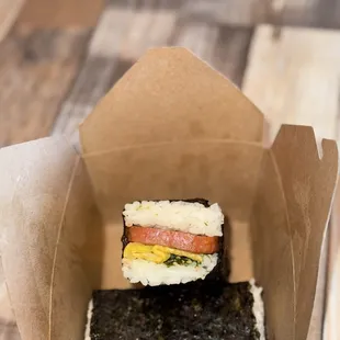 Egg Musubi