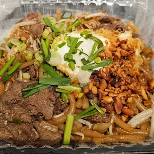 Loat Cha with Beef + Fried Egg