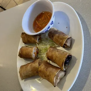 Deep fried Vietnamese rolls. Called egg rolls on menu