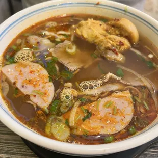 Bun Bo Hue one size, Large