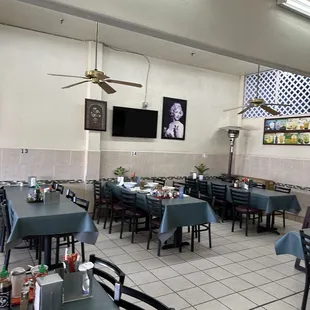 Inside....Marilyn Monroe picture on the wall....