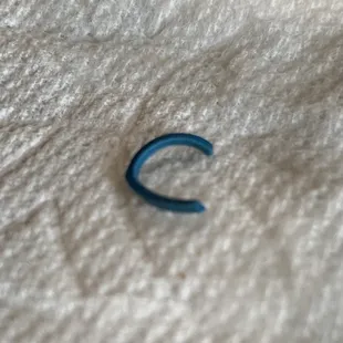 Close examination of the blue rubber band, still very flexible
