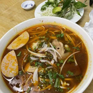 Bun ho hue