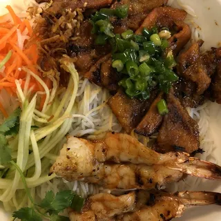 45. Grilled Shrimp and Grilled Pork Bowl