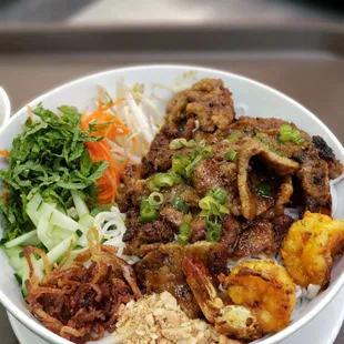 Bun thit nuong Cha gio with shrimp