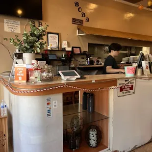 sushi and sashimi, interior