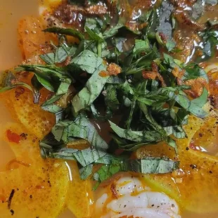 84 sweet and sour soup with shrimp- Min