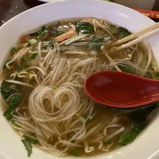 P9. Shrimp Pho