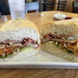 Special banh mi
