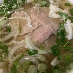 Pho Dac Biet (special combination noodle soup)