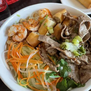 B11. Bun Tom Cha Gio Heo Nuong