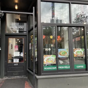 A tiny restaurant on Pine, around the corner from the Starbucks Roastery.