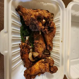 Salt and pepper chicken wings
