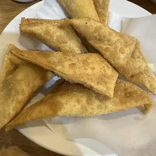 Cream cheese wontons