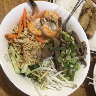 Vietnamese salad with shrimp and pork