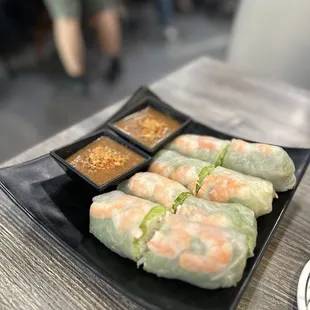 Spring rolls (4) - way bigger than expected