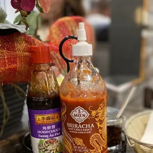 More spicy than Huy Fong but less flavor