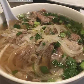 8. Pho Tai Nam Ve