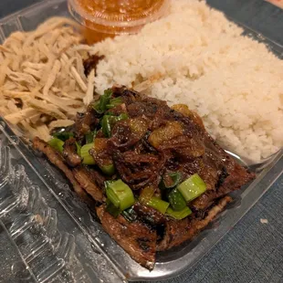 Com tam bi thit nuong