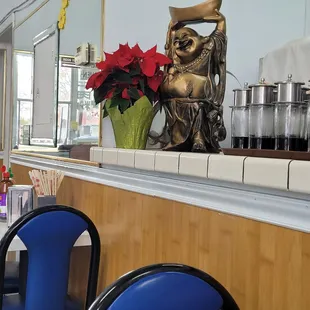 ramen and noodles, interior