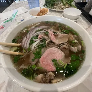 Lunch pho w/ 1 spring roll. Special pho.