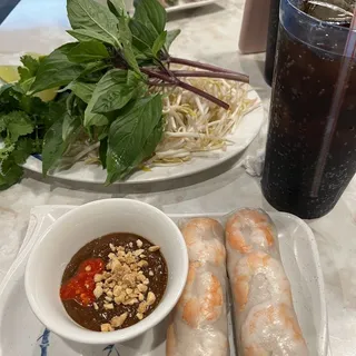 2 Fresh Spring Rolls