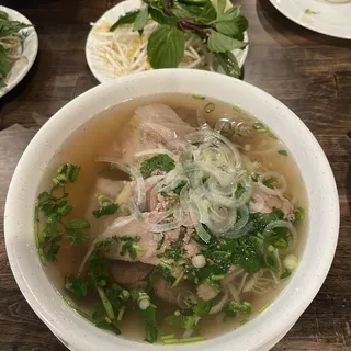 #5. Combo Beef Pho