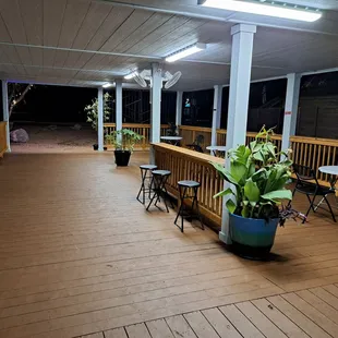 Outside area and seating