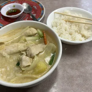 Yellow Thai Curry with rice