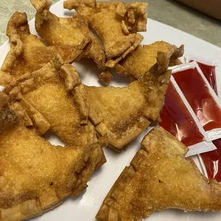 Cream cheese wontons