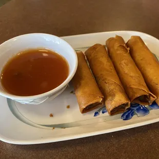 Egg rolls