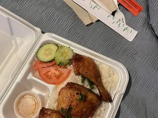 Huong Lan Pho & Sandwiches