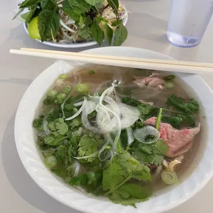 Pho tai