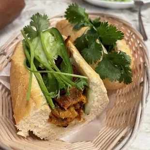 Beef Bahn mi