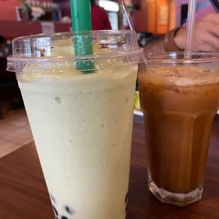 Avocado smoothie / sinh to bo &amp; cafe sua da