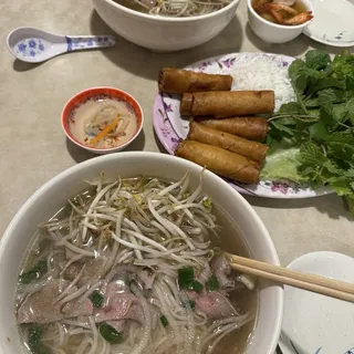11.Pho with Slices of Rare Steak
