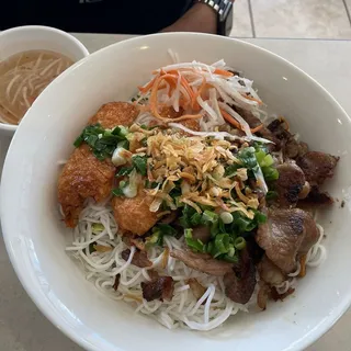 Cold Vermicelli with BBQ Pork