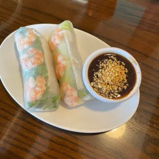 A1. Fresh Vietnamese Spring Rolls