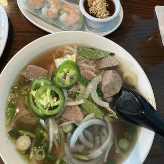 2. Pho Tai, Bo Vien
