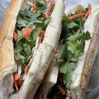 S1. Banh Mi Dac Biet