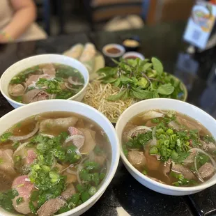 1 large and 2 medium pho